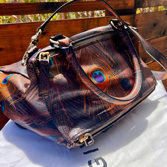Givenchy Pandora Peacock Leather Shoulder Bag Limited Edition - Picture 11 of 11